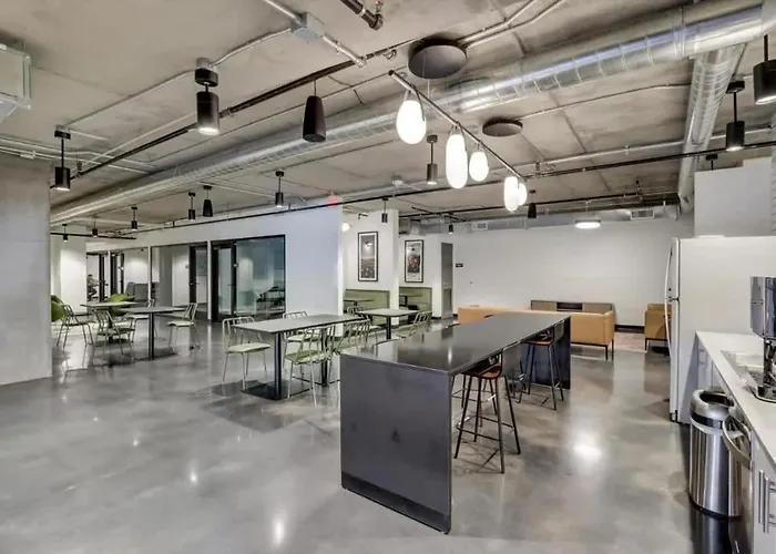 Apartment Boulevard Downtown Highrise Stu Sky Pool Parking Gym 15 Phoenix